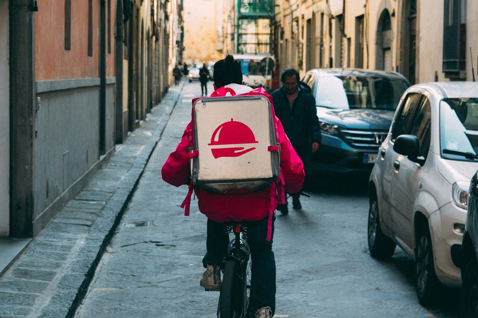Hand the order to a courier,